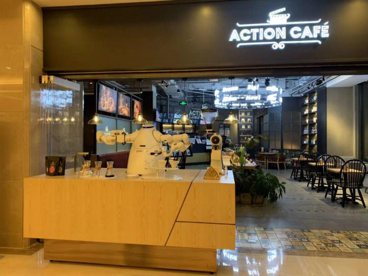 Roboter-Kaffeemaschine-Maschine 60 Schalen, die Einkaufszentrum herstellen, gießen über Kaffee-automatische Reinigung