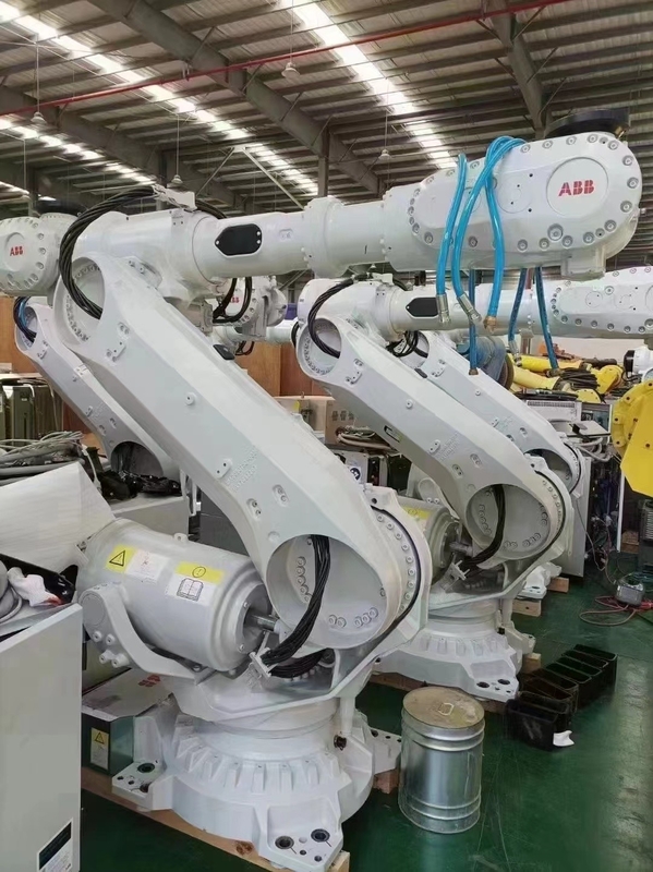 Absolvent-Roboter-Arm ABB IRB 6700 automatisierte Kleber-zugeführte Systemanlagen-Batterie-Satz-Linie