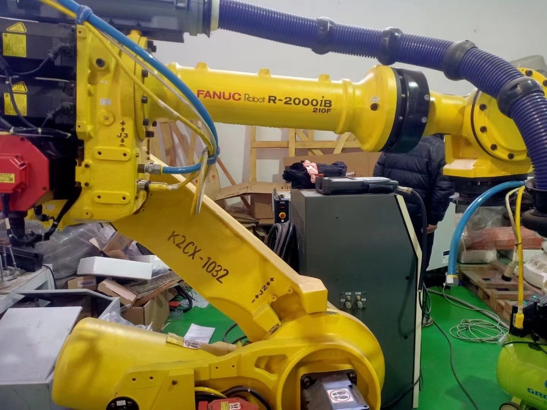 Absolvent-Roboter-Arm Fanuc 165F industriell mit Super-langer Arm-Spanne von 2655mm Nutzlast 165kg