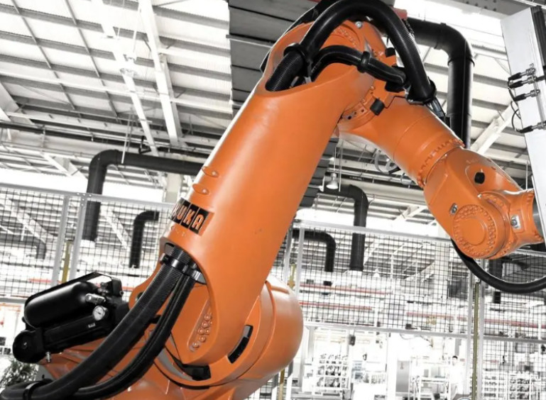 Roboterkleidersatz, damit Roboter-Rohrleitungs-Hilfen System-Druck beseitigen und Produkt-Nutzungsdauer verbessern