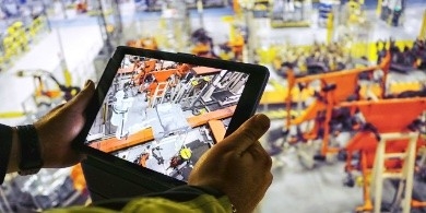 Der Sechs-Achse Abb-Roboter-Arm, der schnitzt, Roboter IRB 8700 formend, palettiert schweißende Automobilfabriken