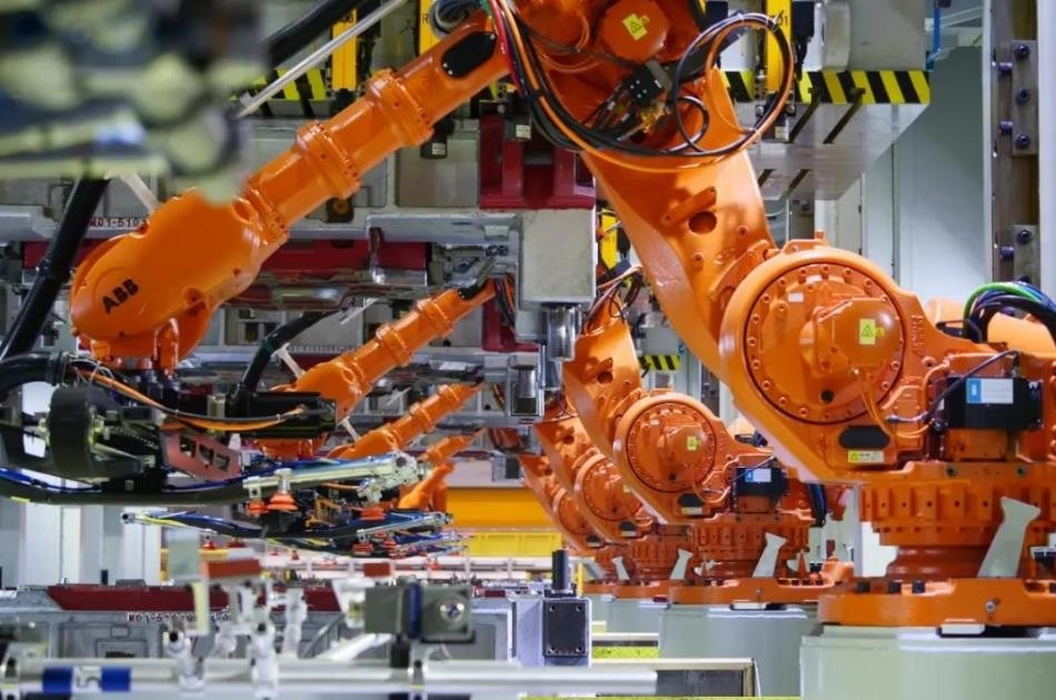 Sprühen Sie multi Abb-Roboter-Arm für schweißende Kohlenstoffstahl-Last 650kg IRB 7600