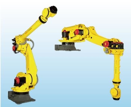 Roboterarm Fanuc, der lang für die erhöhte Installation stapelt Punktschweissen programmiert
