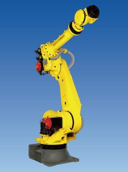 Roboterarm Fanuc, der lang für die erhöhte Installation stapelt Punktschweissen programmiert