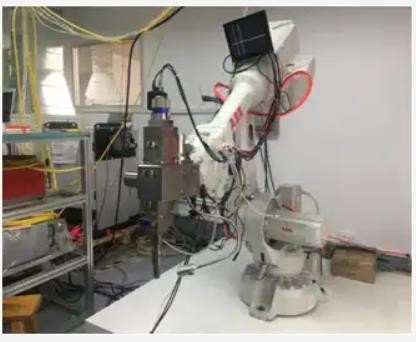 Achsen-Roboter-Arm des Faser-Laser-Schweißens-Roboter-System-ABB Kuka Fanuc 6   Tiefe 0.04-6mm