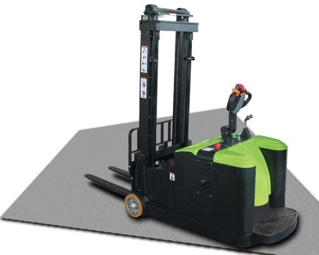 270 kg Selbstgewicht Automatisches Bodenfahrzeug für einfaches und schnelles Heben in 120 mm Höhe