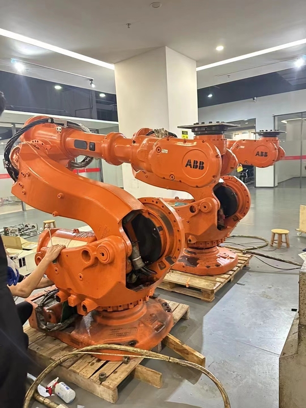 ABB wiederverwendbarer Roboter mit Lithiumbatterie für das Stapeln von Lebensmitteln