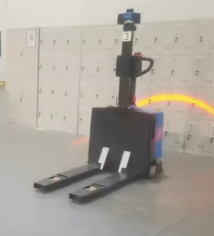 Automatisches Navigationsfahrzeug mit automatischem Ladegerät 1500 kg Lastkapazität 24 Stunden Langlebigkeit